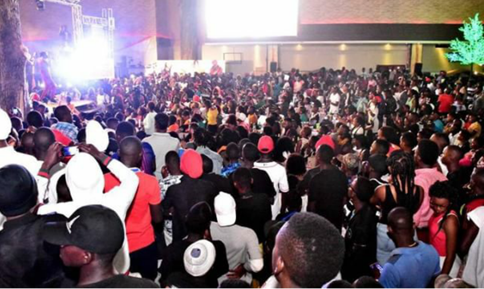 Fik Fameica had full house at Sky Lounge