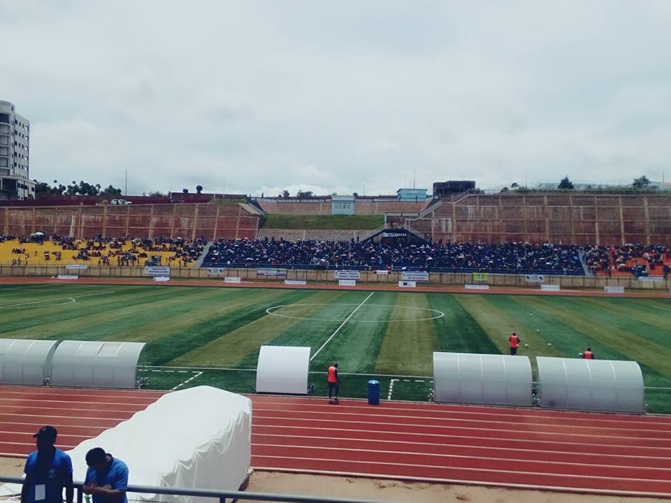 Spectators before the kickoff
