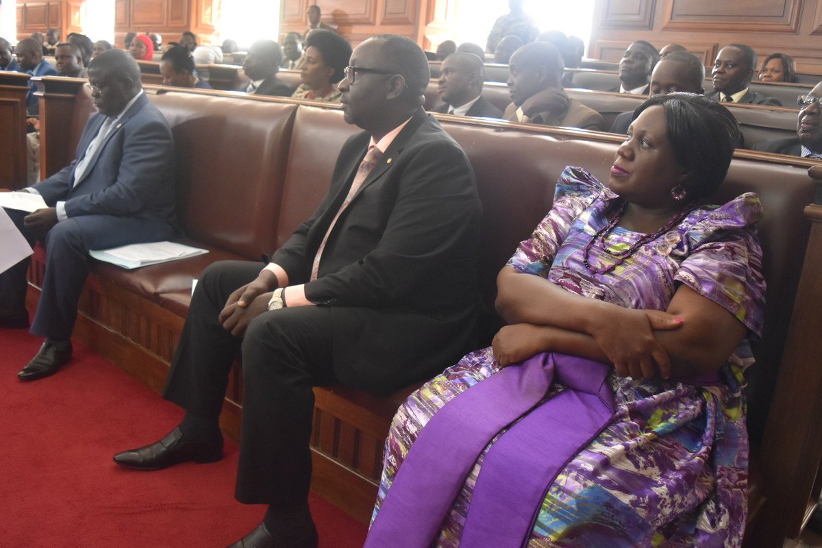 Olukiiko lwa Buganda olwa 25