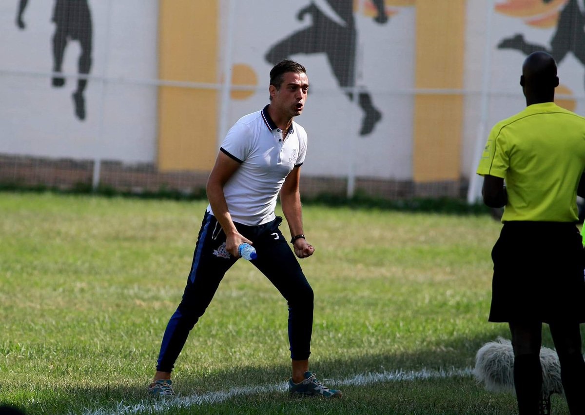 Vipers coach Da Costa has a battle to fight with SC Villa and KCCA FC