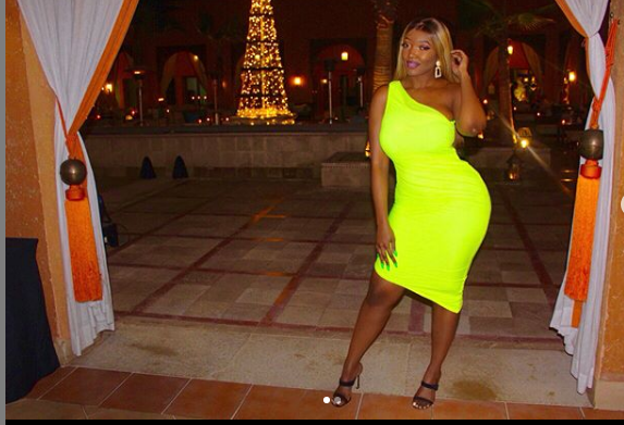 Photos Meet Robyn Banks A Succulent Curvaceous Belle Minister