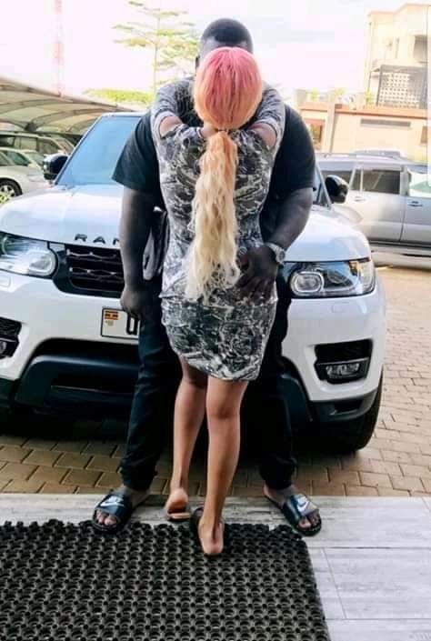 Zahara Snogs And Kisses Her New Handsome Boyfriend From Inside A Car As She Tries To Make Ex-Mafene Lover Big Papa Jealousy And Regretful