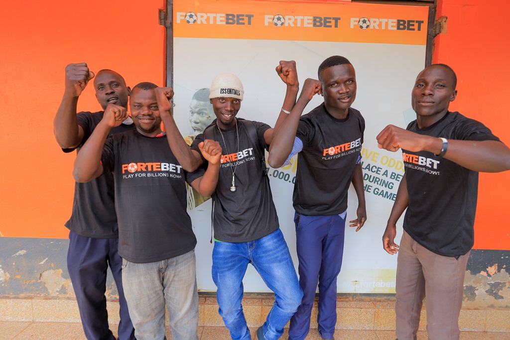 Fortebet says thank-you to Hoima, Kiboga, Masindi in a stylish way